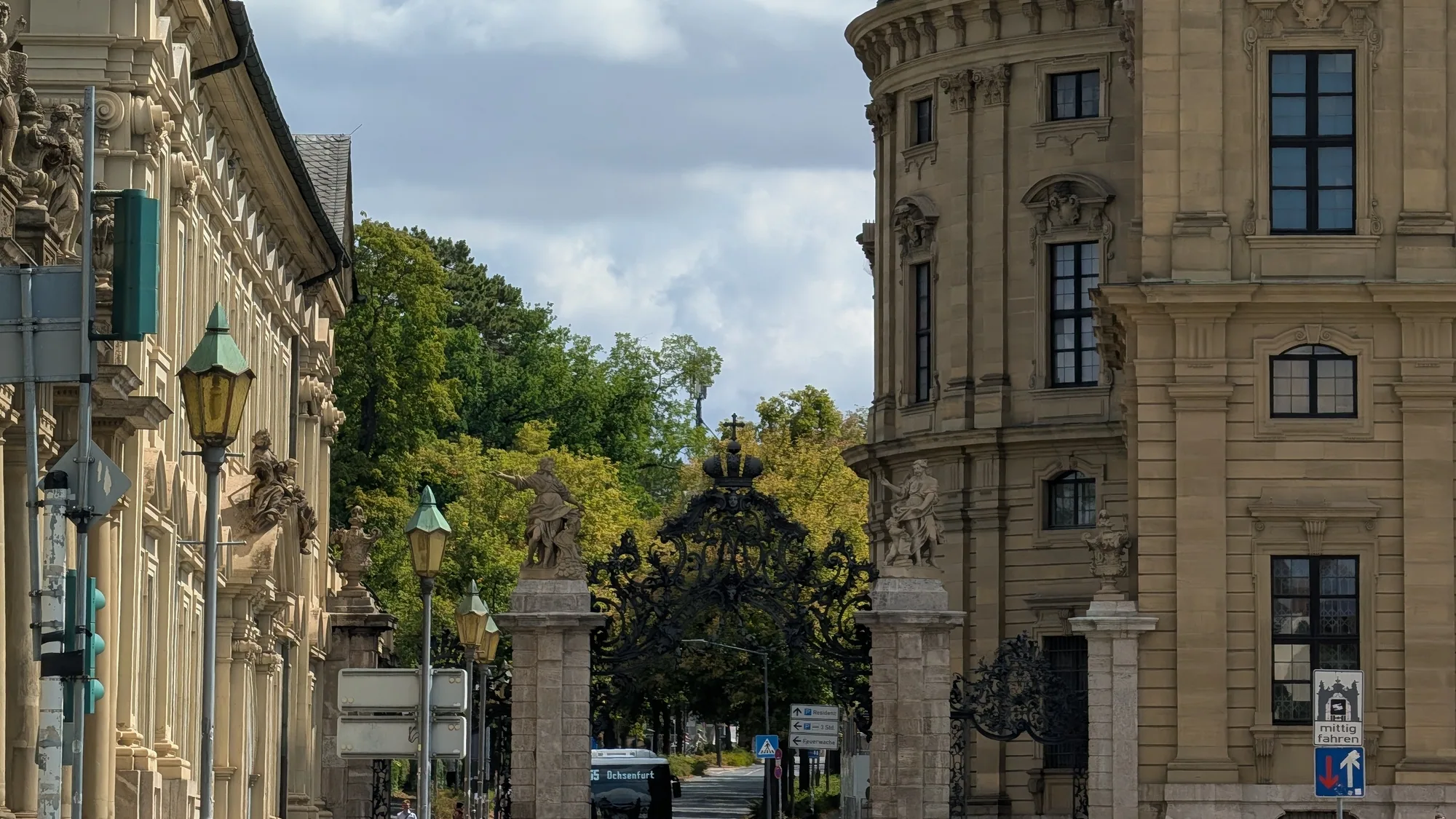 Die Residenz Würzburg mit dem Hofgarten
